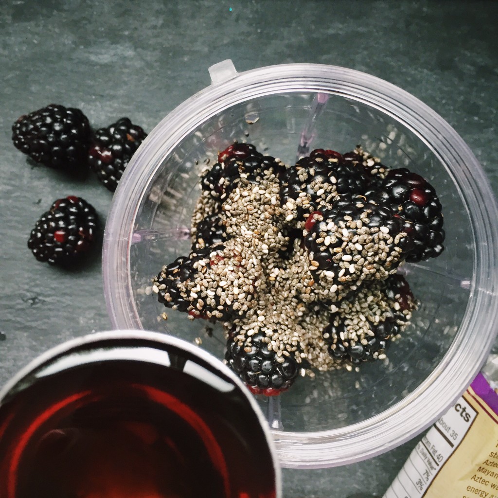 blackberry chia jam ingredients