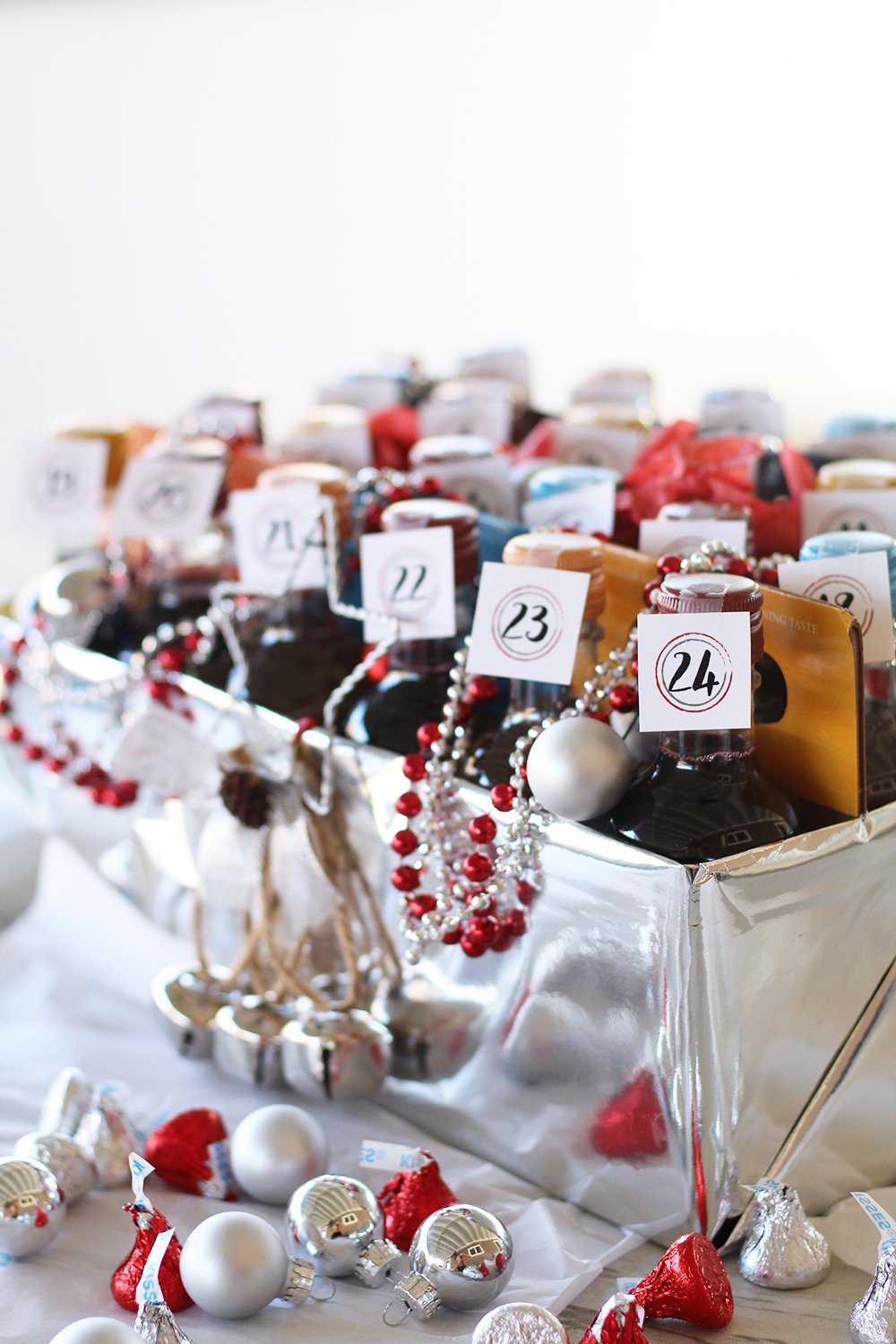DIY Mini Wine Advent Calendar - BriGeeski