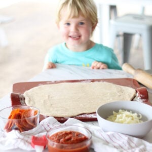 Make Pepperoni & Bacon Pizza With The Kiddos make homemade pizza with the kids