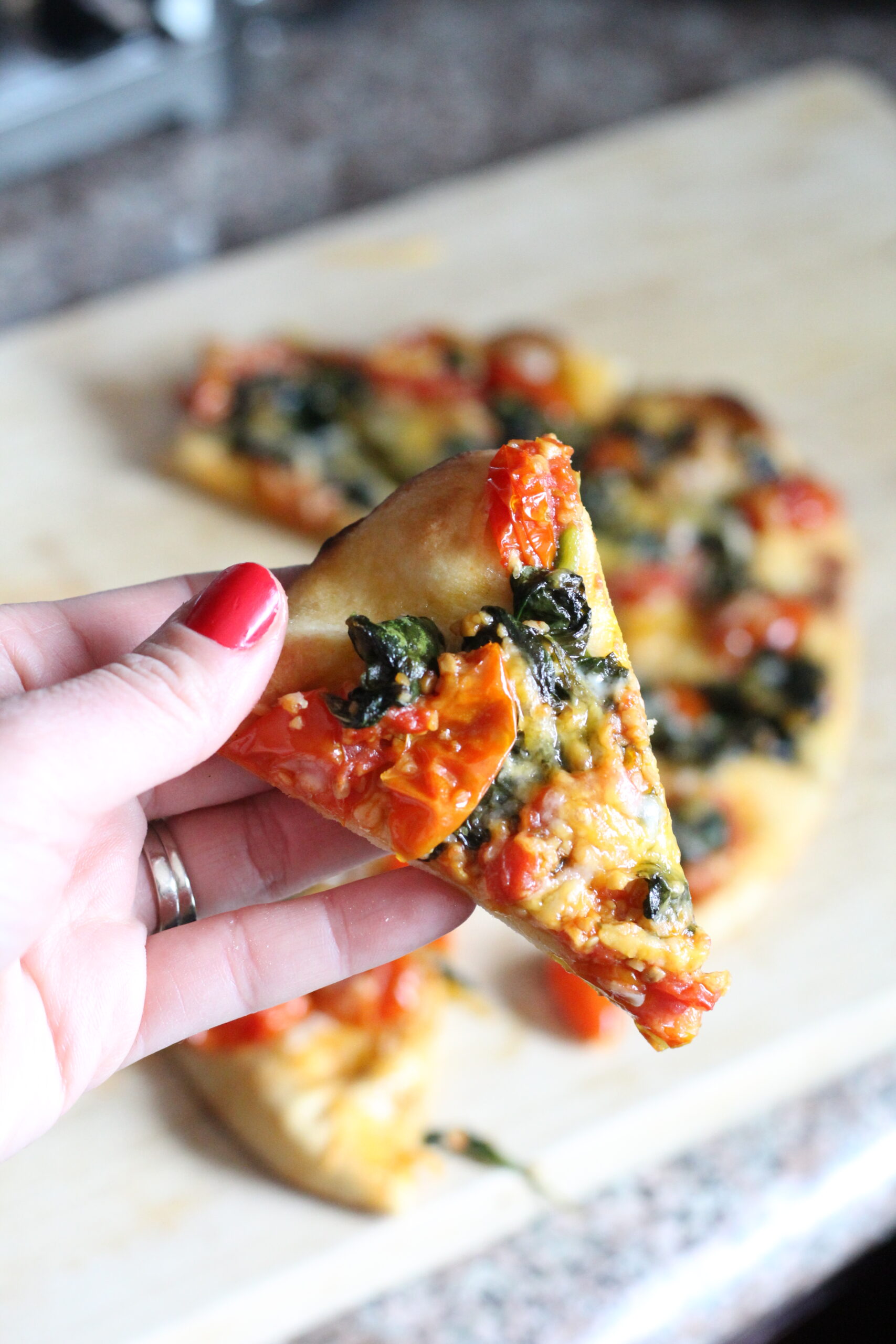 Make this Easy Spinach, Tomato and Garlic Flatbread