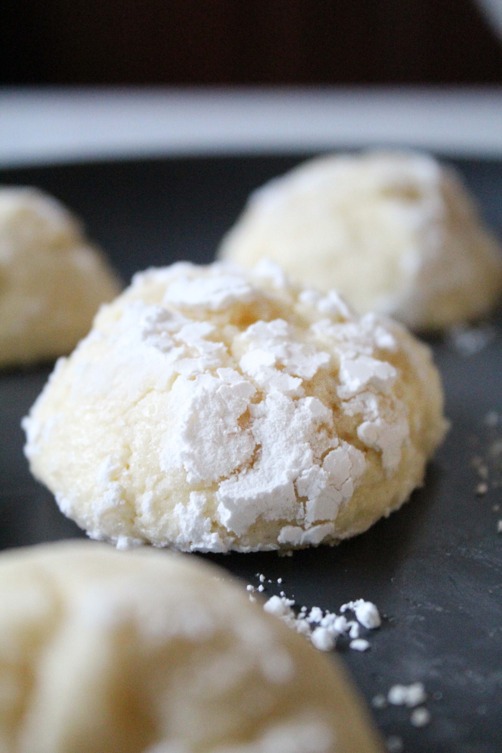 Powdered Sugar Lemon Cookies
