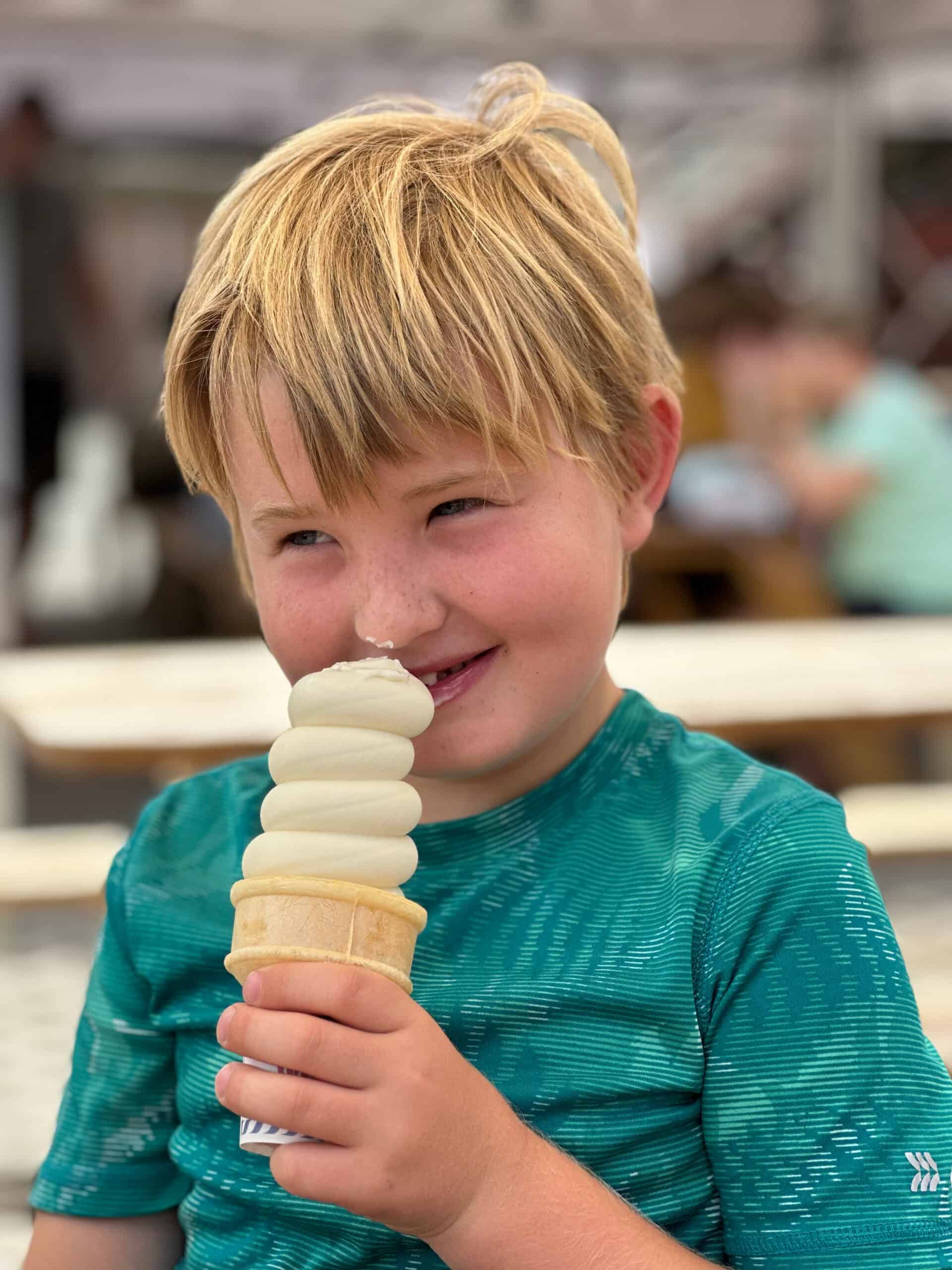 ice-cream La Parrilla Grill & Tacos