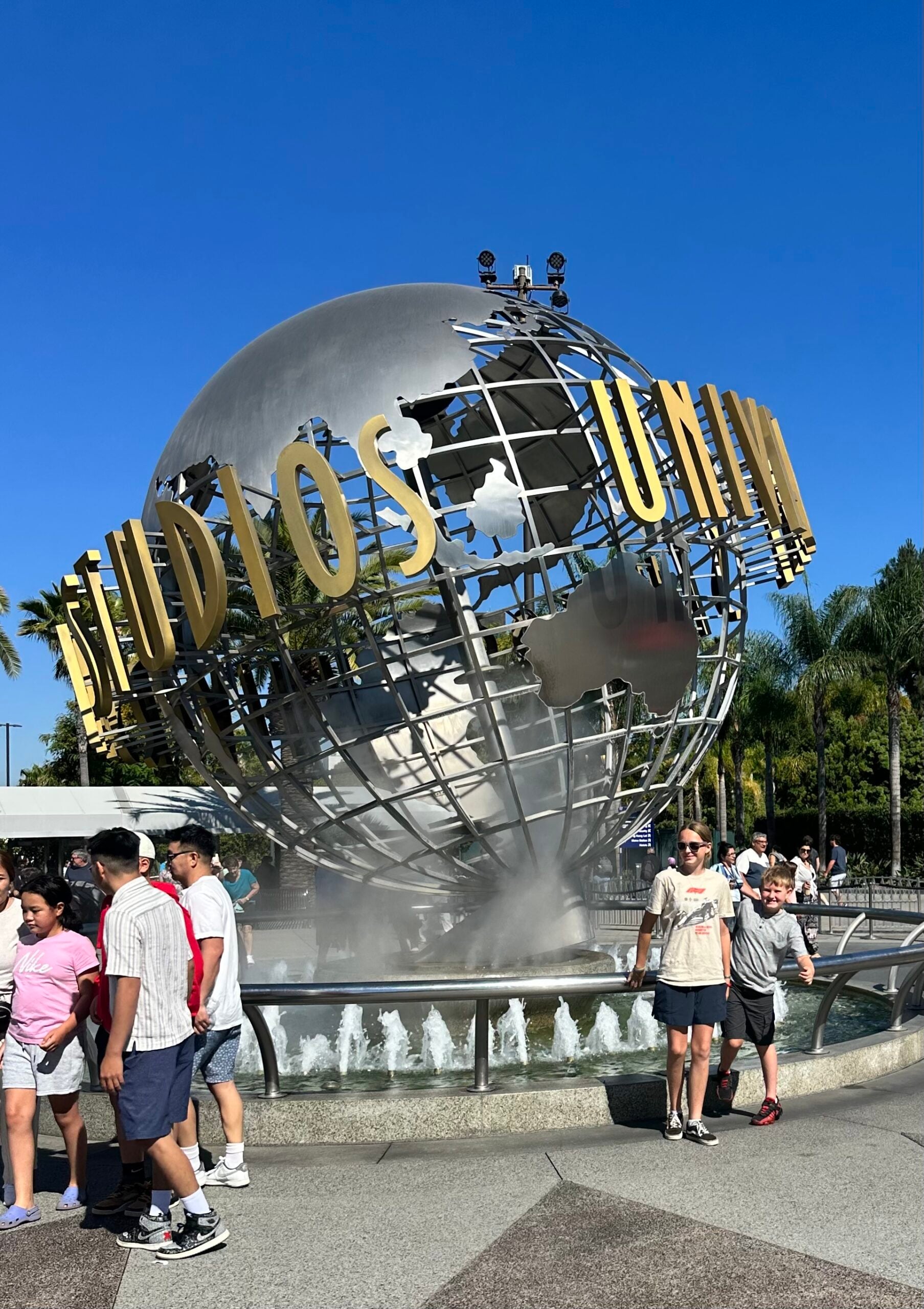 Universal Rid4es Universal Studios Hollywood One Day Itinerary: Don’t Miss Rides - BriGeeski