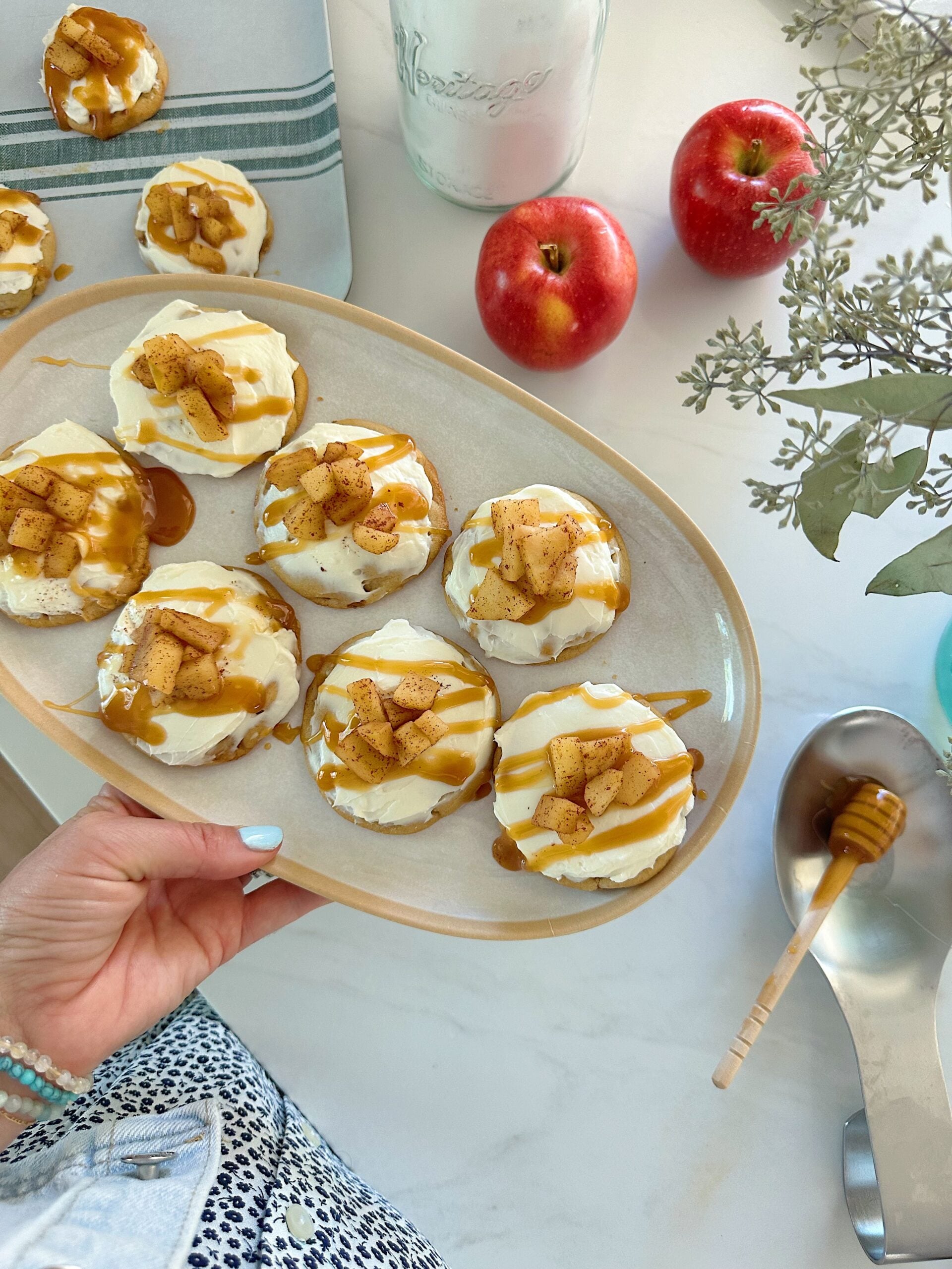 apple cookies with cream cheese frosting