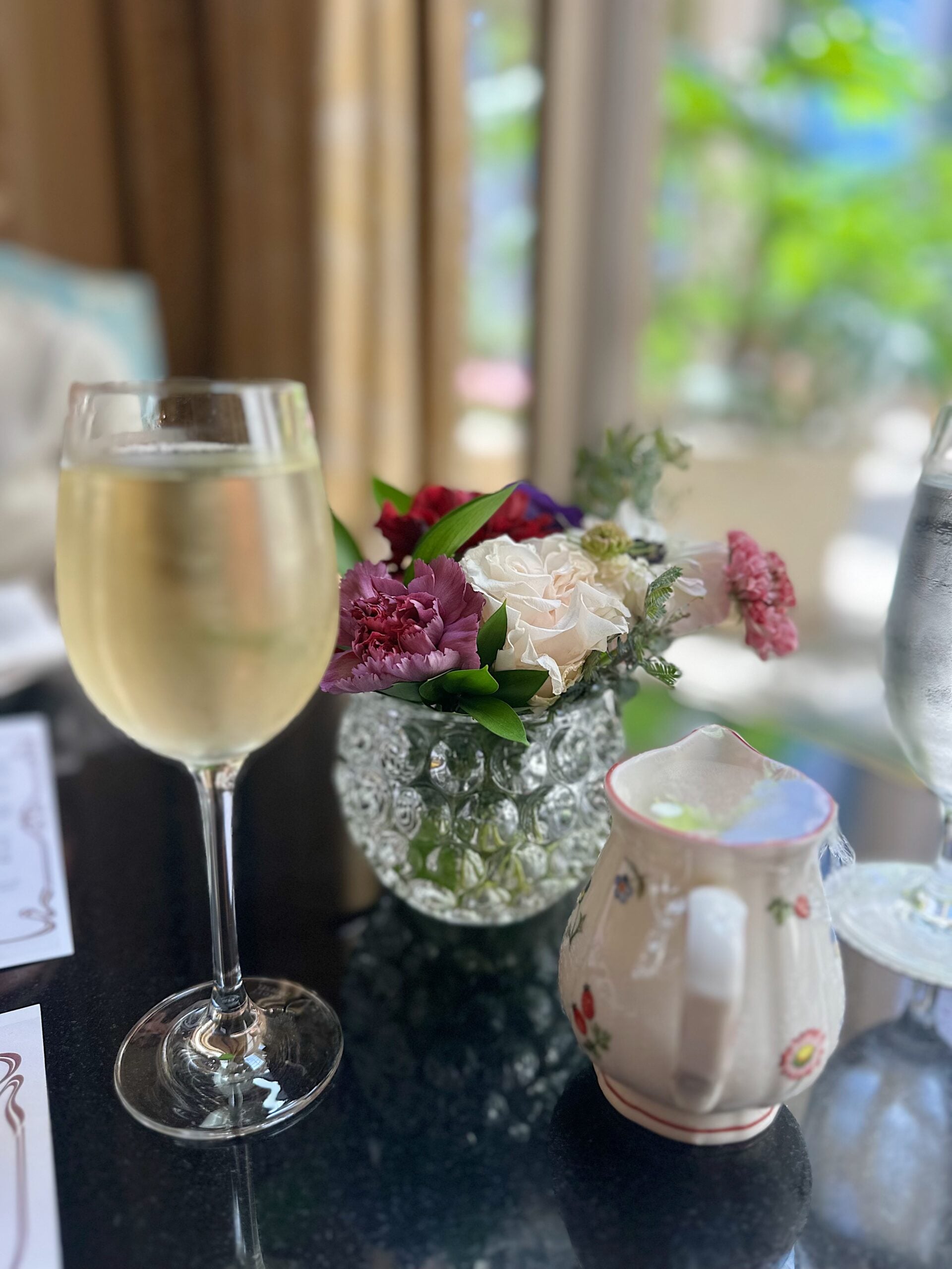 Champagne wiith afternoon tea